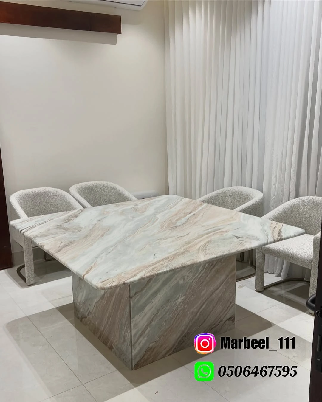 معرض الأعمال 270 1 1